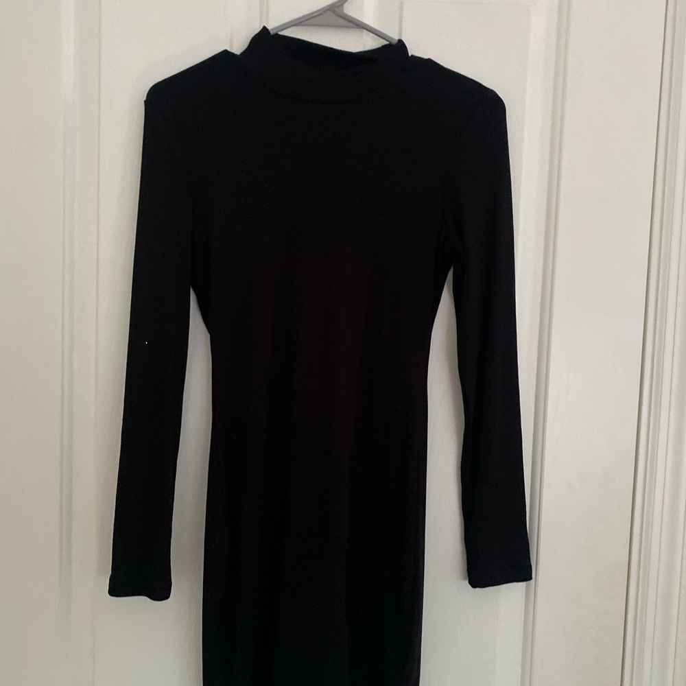 Black ribbed long sleeve mini dress